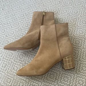 B Brian Atwood Kallie Suede Ankle Boots Camel